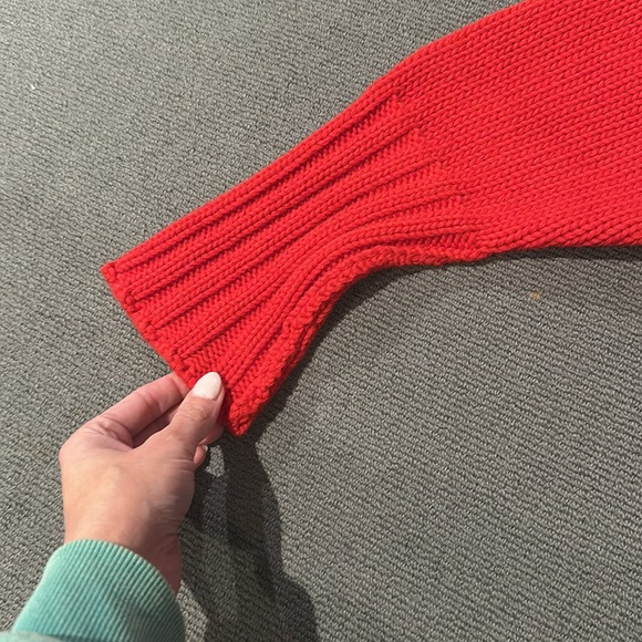 Alexander McQueen red elbow zip high low wool sweater 2018 - Picture 7 of 16